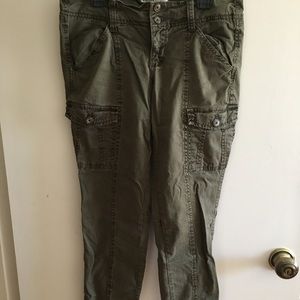 Olive green skinny cargo pants size 4